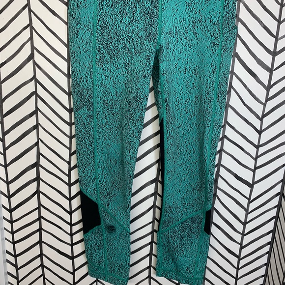 🔸 Lululemon pace rival crop Bali breeze jacquard - Picture 3 of 12